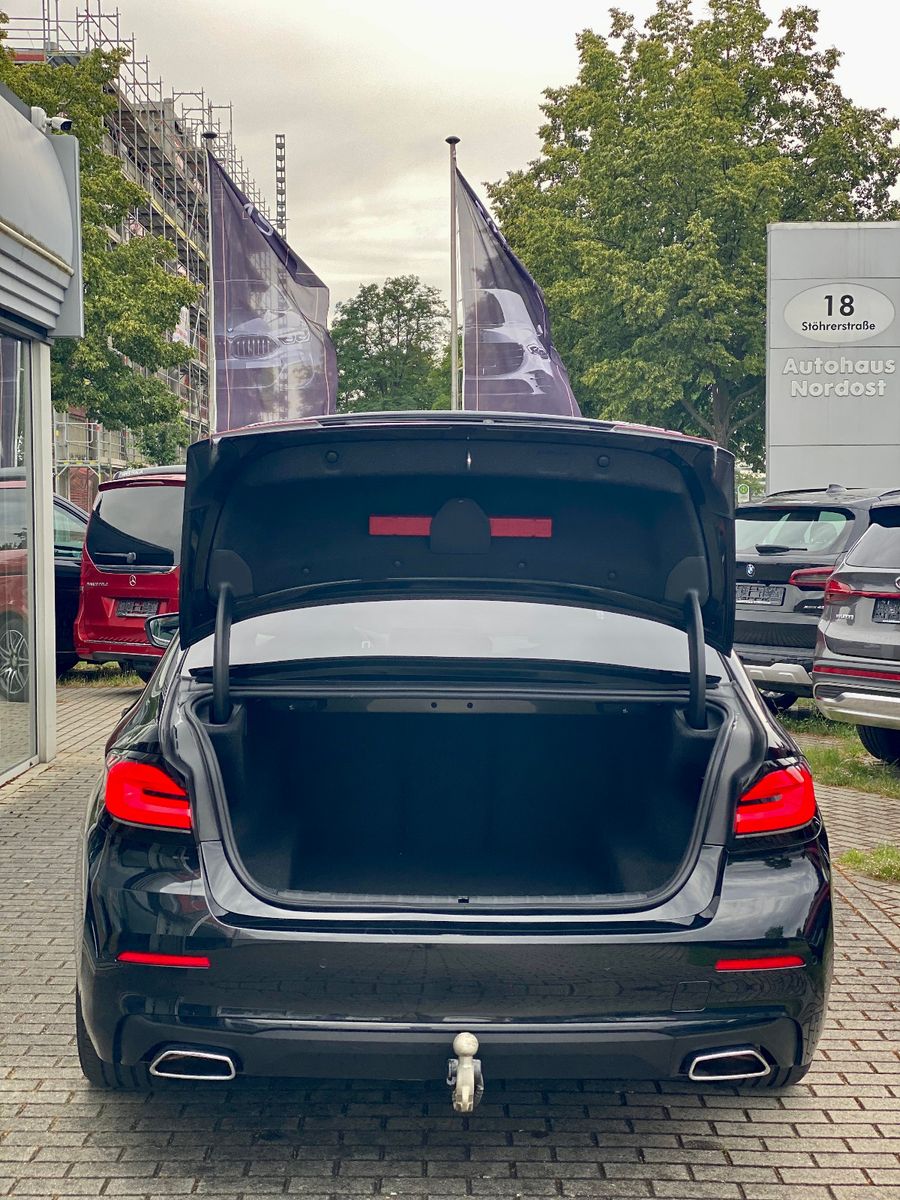 BMW 520 d xDrive Navi AHK 18 Zoll Standheizung