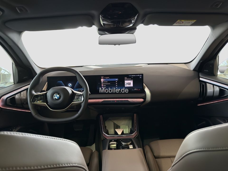 BMW X3 xDrive20 19" PREMIUM + COMFORT PAKET + PANO.