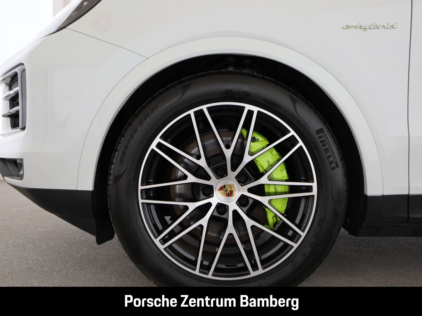 Porsche Cayenne E-Hybrid/ Inno-Drive/ BOSE/ AHK/ Sportab