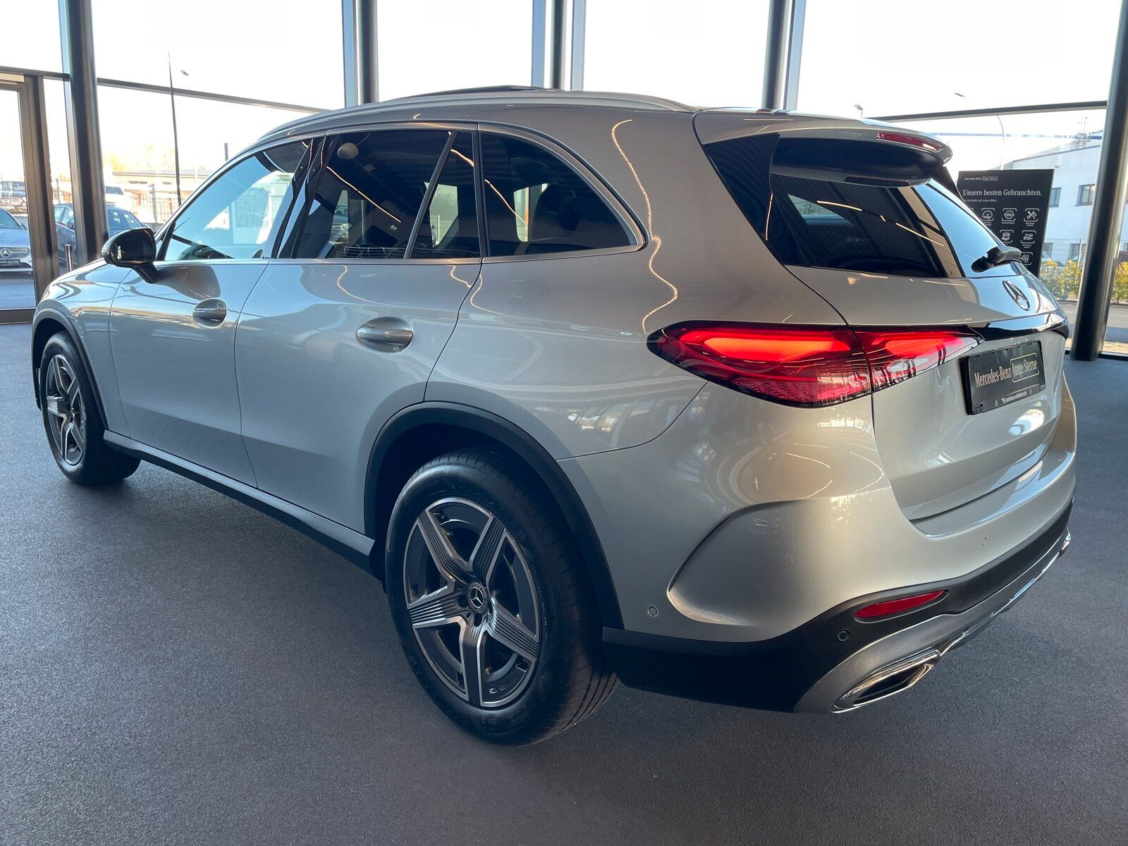 Mercedes-Benz GLC 300 4M AMG ADVANCED+ PANO DIGITALLIGHT AHK