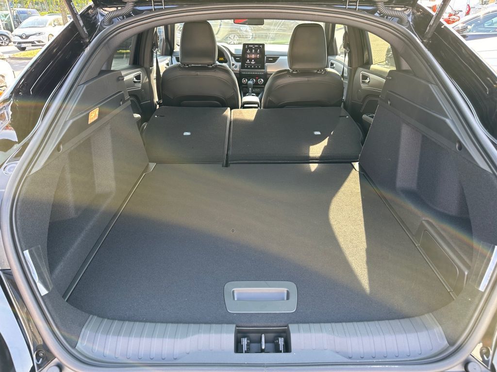 Renault Arkana TECHNO E-Tech Full Hybrid 145 - Samsaru's Car Outlet