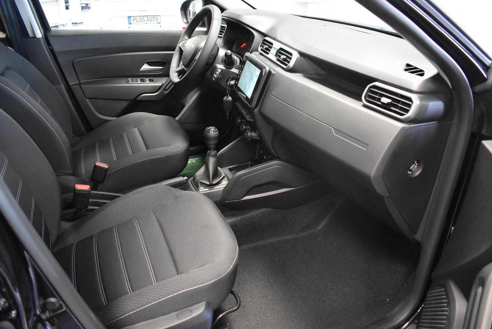 Dacia Duster 4WD - Samsaru's Car Outlet