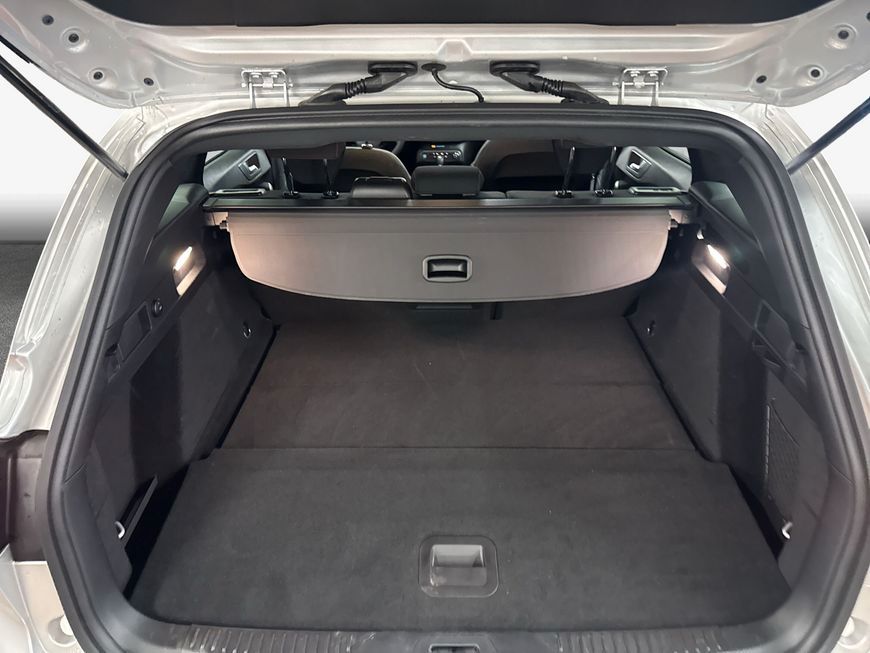 Ford Focus Turnier 1.0 EcoBoost Hybrid Aut. ST-LINE X