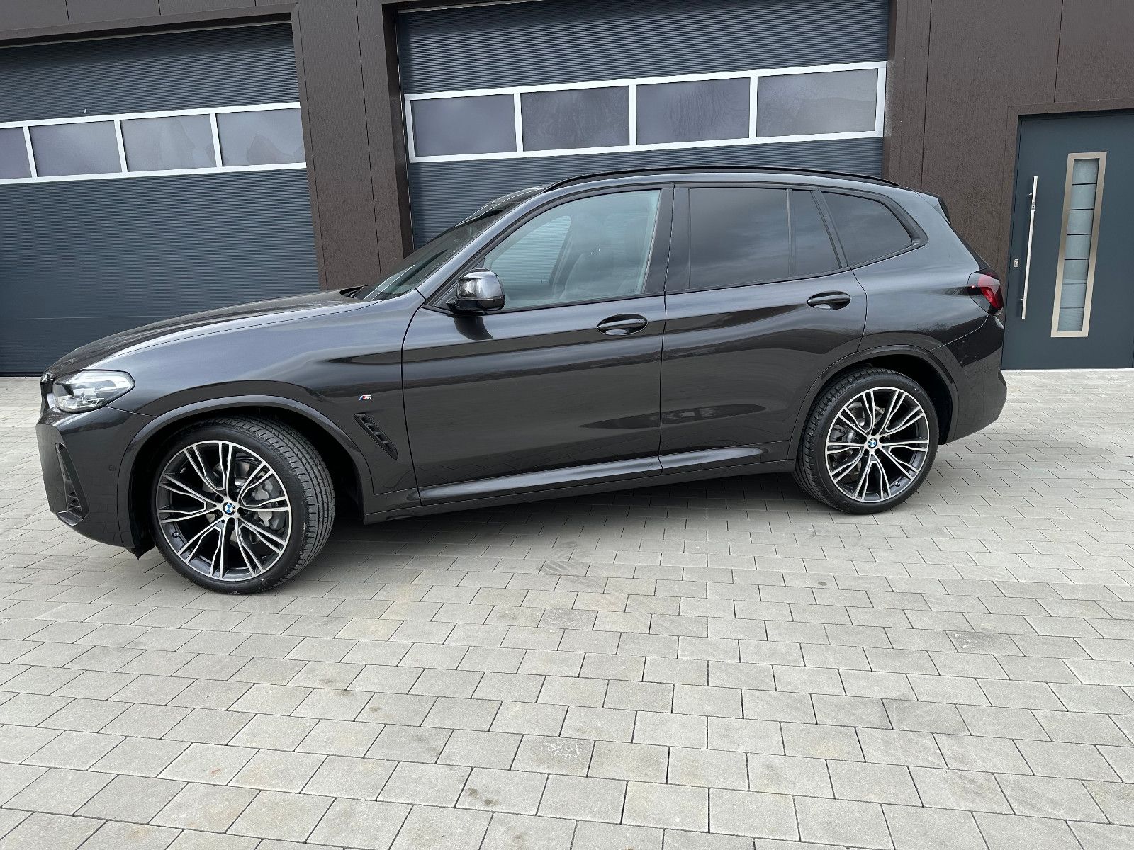 BMW X3 xDrive 30d M Sport - Samsaru's Car Outlet