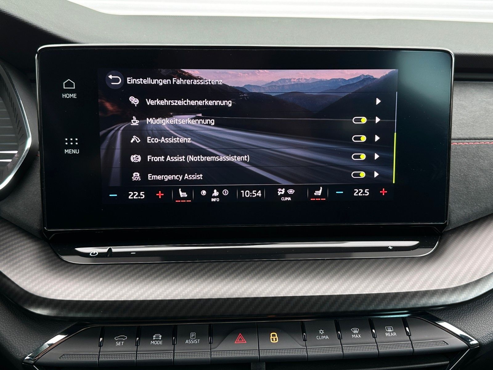 Skoda Octavia Combi RS 2.0TSi DSG - Samsaru's Car Outlet