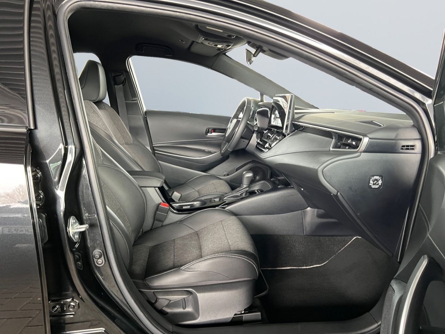 Toyota Corolla 1.8 Hybrid TS Teamplayer *Technik-Paket*