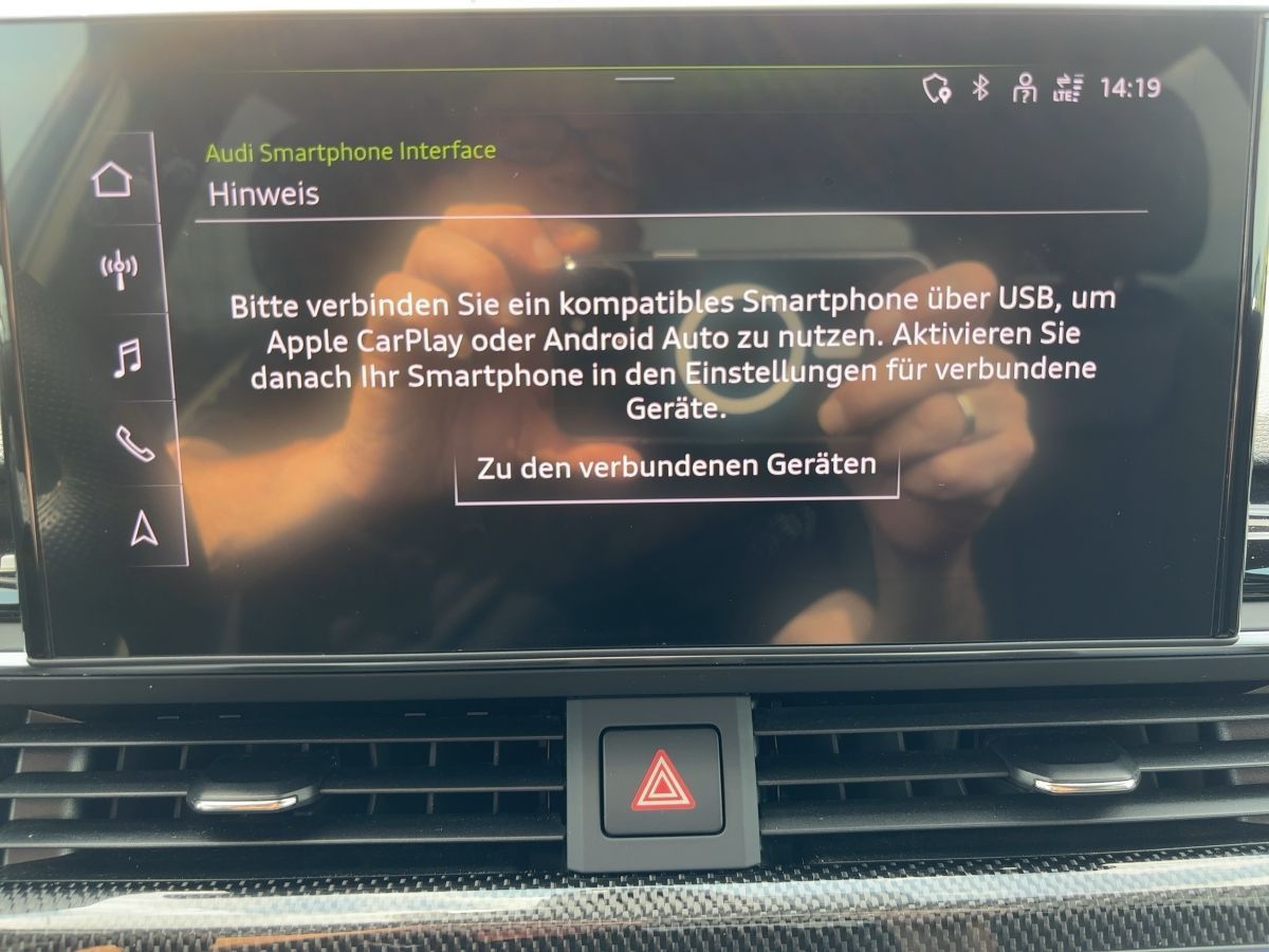 Audi A4 Avant 45 TFSI Q. S line edition - Samsaru's Car Outlet