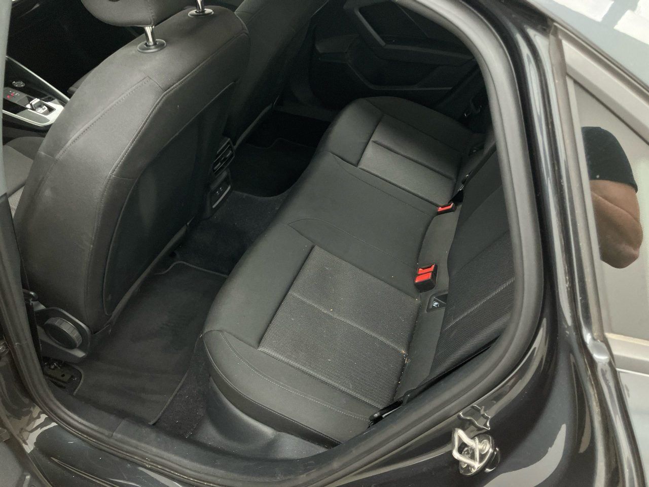 Audi A3 35 2.0 TDI Limousine advanced - Samsaru's Car Outlet