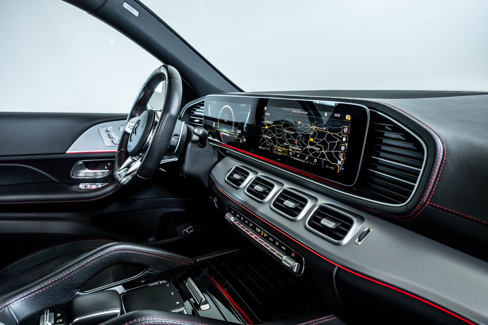 Mercedes-Benz GLE 53 AMG SUV NIGHT PANO MULTIBEAM MBUX BURMEST