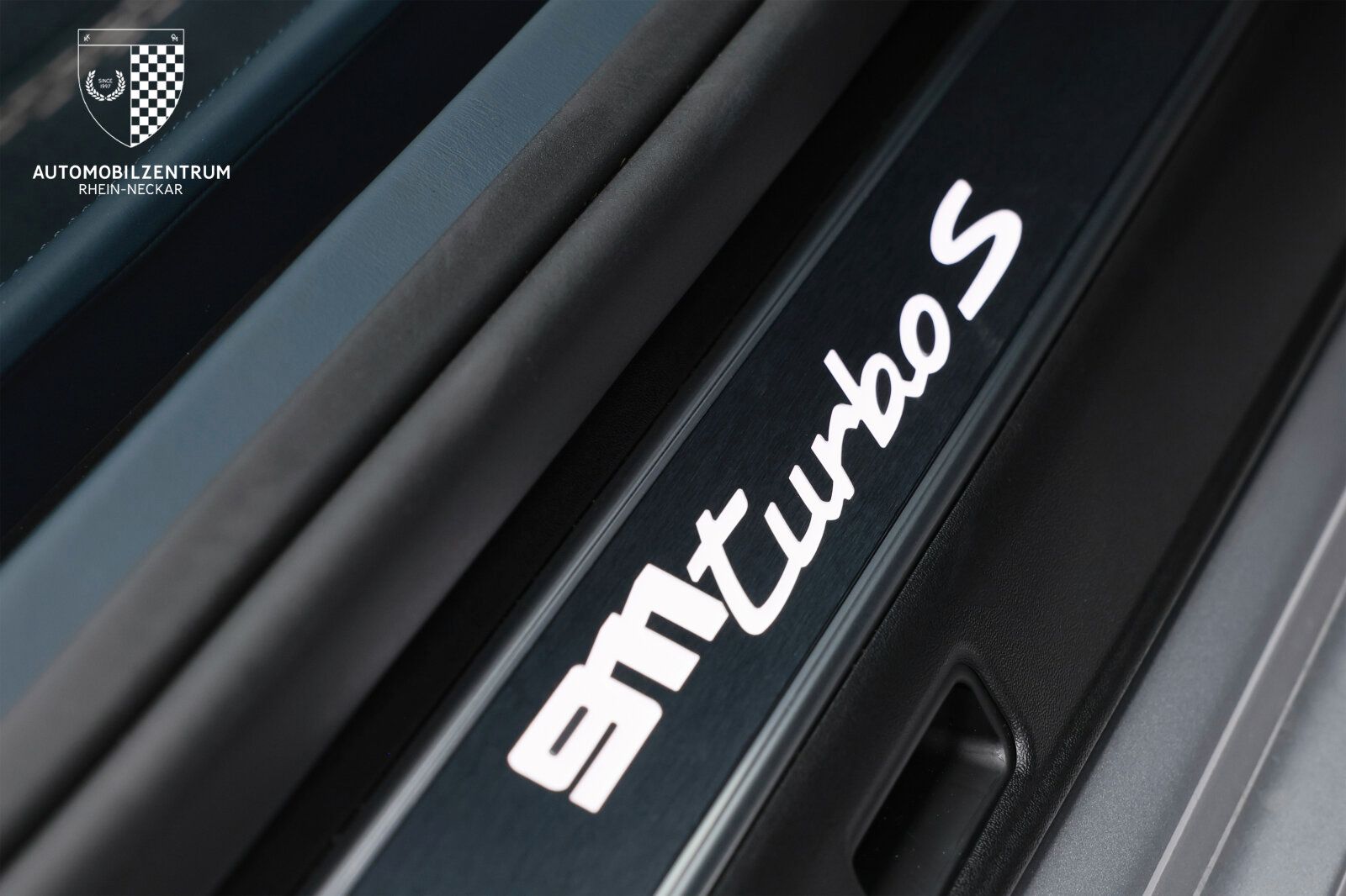 Porsche 992 Turbo S Cabrio InnoDrive/Sportabgas/Burmeste
