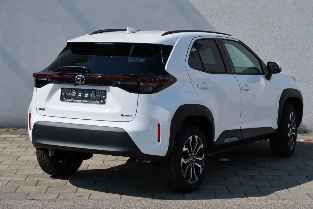 Toyota Yaris Cross Team D Winter+Safety Paket