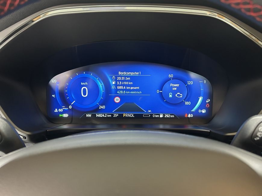 Ford Kuga 2.5 Duratec PHEV ST-LINE X *PANO*AHK*
