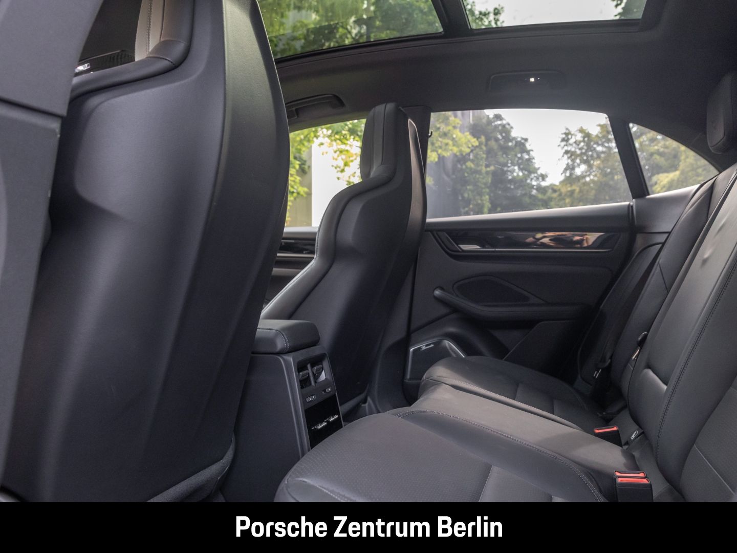 Porsche Macan 4S LED-Matrix Burmester InnoDrive Panorama