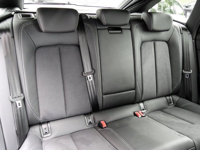 Audi A6 Avant 45 quattro S LINE BLACKPAK PANO AHK ACC