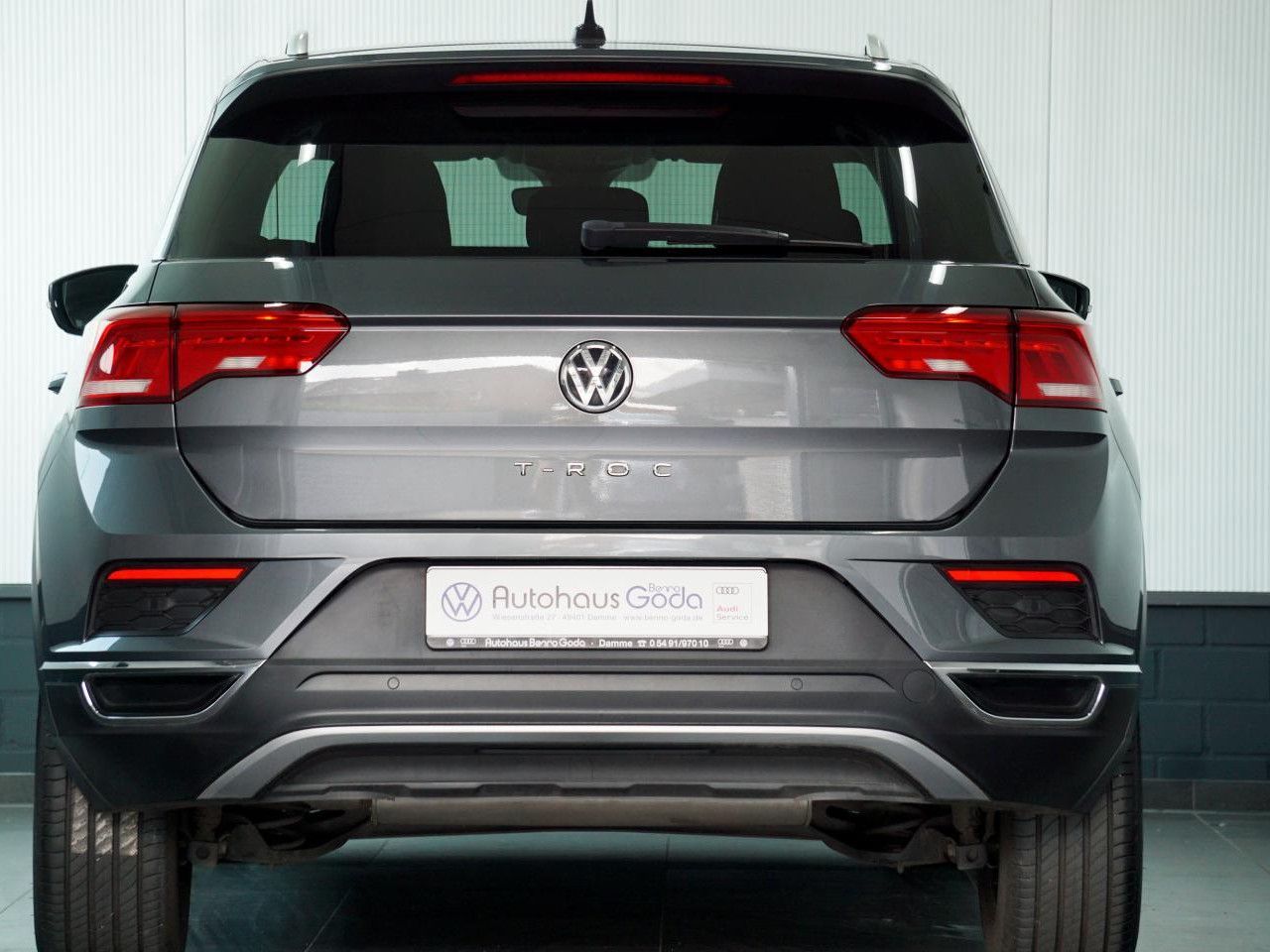 Volkswagen T-Roc Style 1.5 TSI - Samsaru's Car Outlet