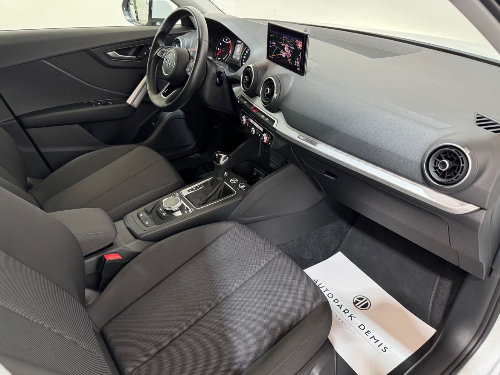 Audi Q2 35 TFSI 1.5-KAMERA-ACC-LED-SHZ-NAVI-EHK