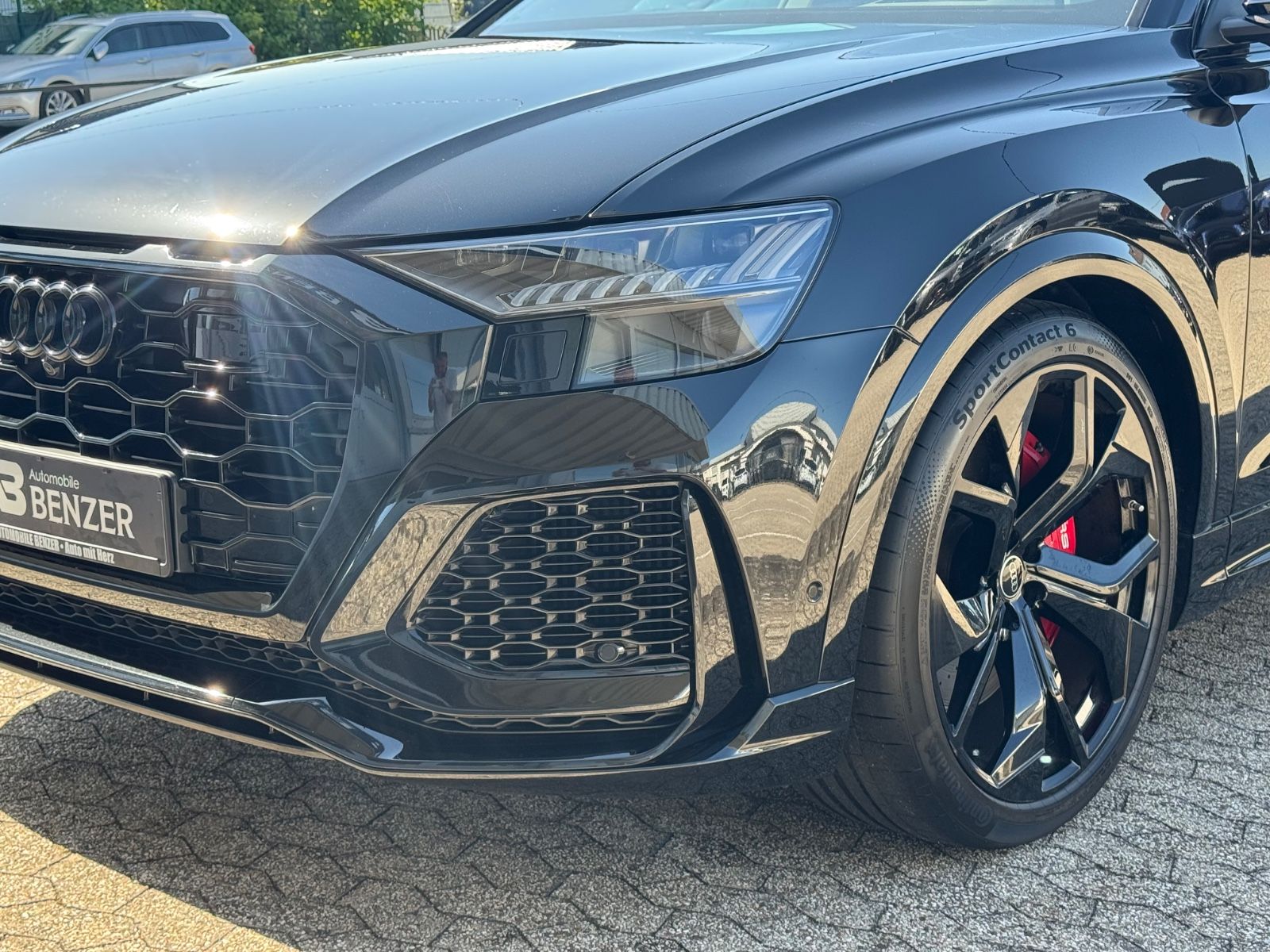 Audi RSQ8/HD-Matrix/PANO/AHK/23"/StdHeiz/BLACK/360°/