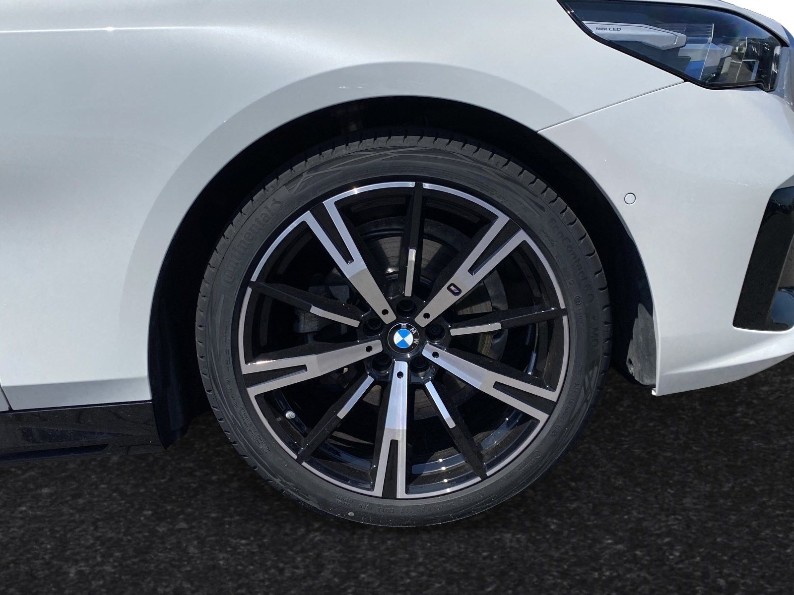BMW 520i Touring Inkl. € 1.190 Zubehörbonus* Lr. 449