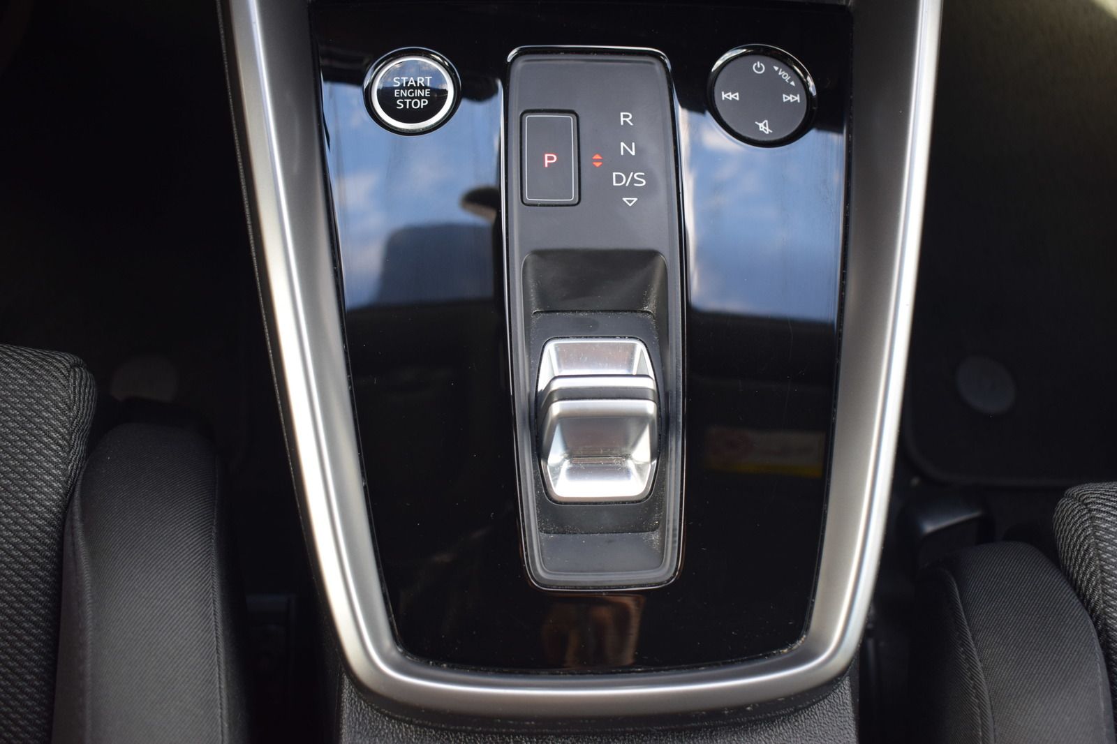 Audi A3 Sportback 30 TDI advanced Automatik/AHK