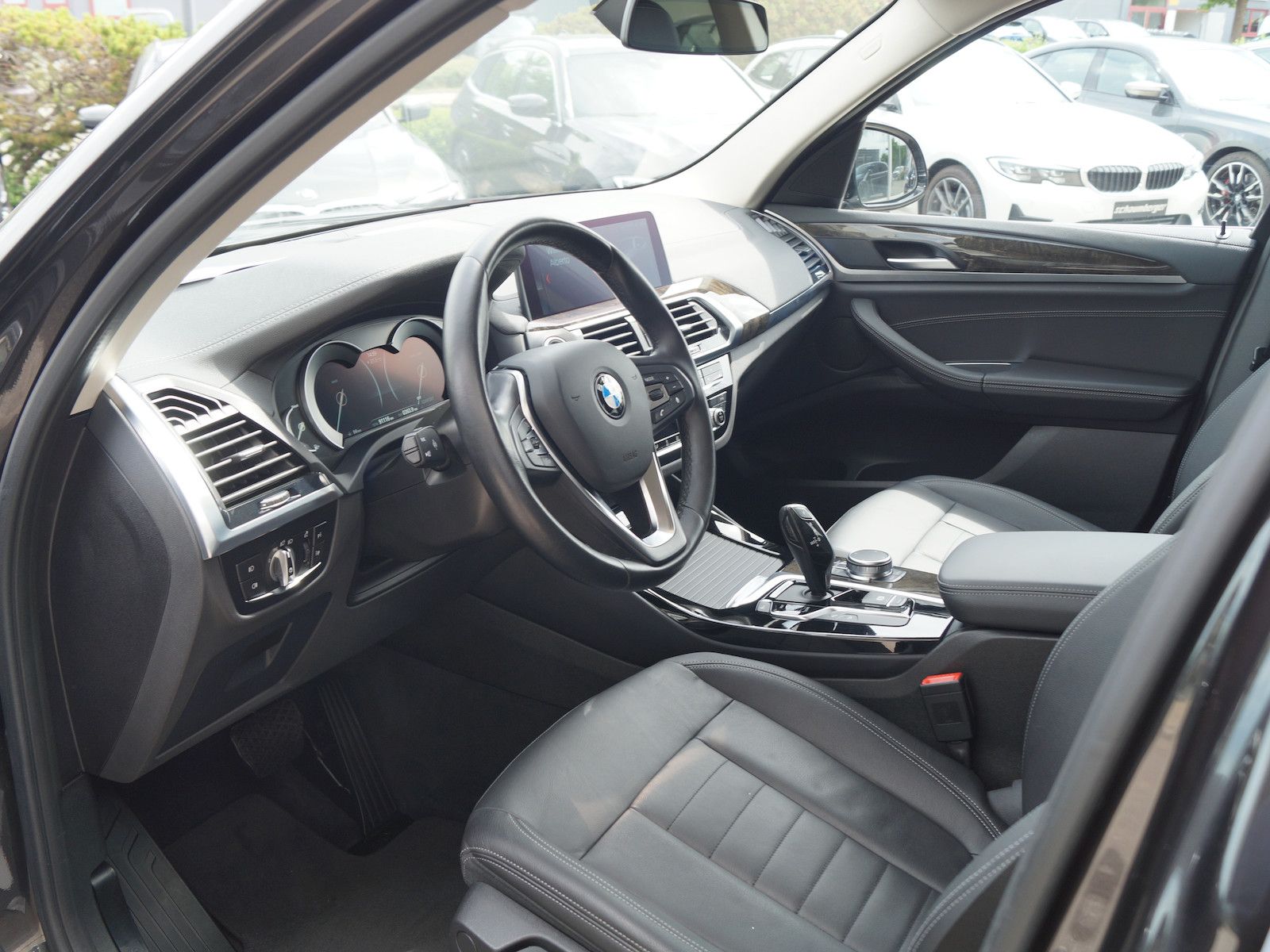 BMW X3 xDrive30d Aut Luxury Line *Navi * LED * Leder