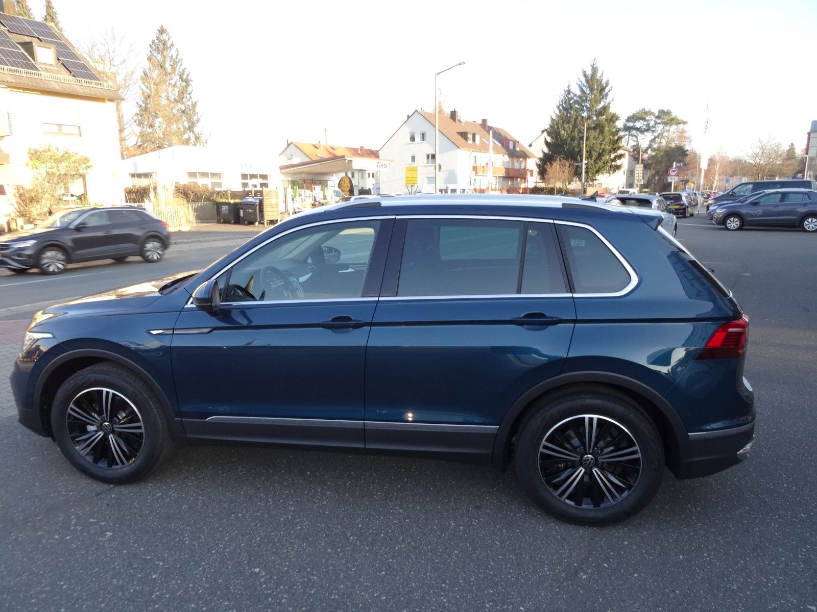 Volkswagen Tiguan 1.5 TSI OPF DSG Elegance - Samsaru's Car Outlet