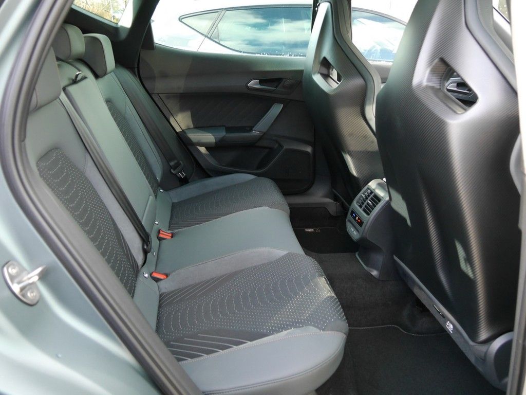 Cupra Formentor VZ 4Drive 2.0 TSI DSG Akrapovic AHK