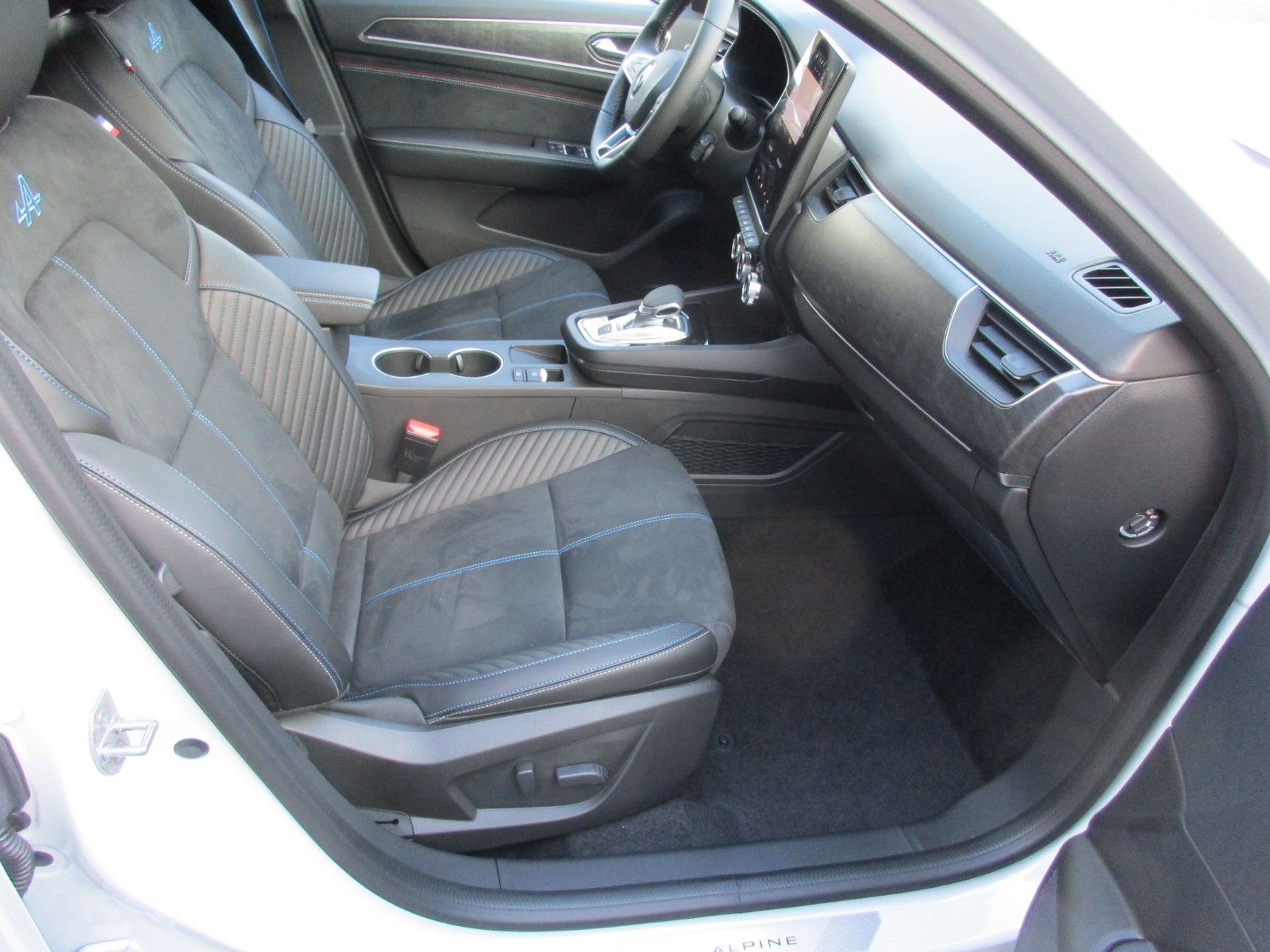 Renault Arkana Full Hybrid 145 ESPRIT ALPINE - Samsaru's Car Outlet