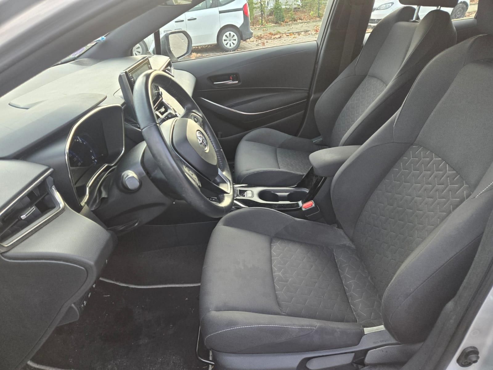 Toyota Corolla 1.8 Hydrid 1.Hand/Kamera/SHZ/NAVI/PDC...