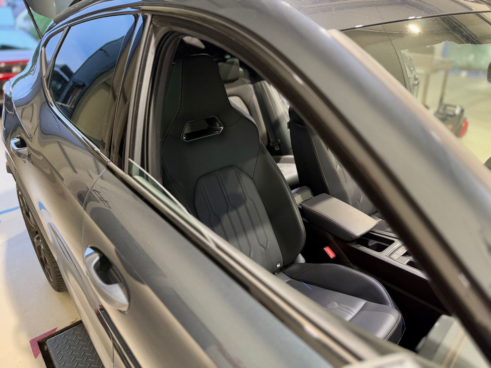 Cupra Formentor VZ 4Drive - Samsaru's Car Outlet