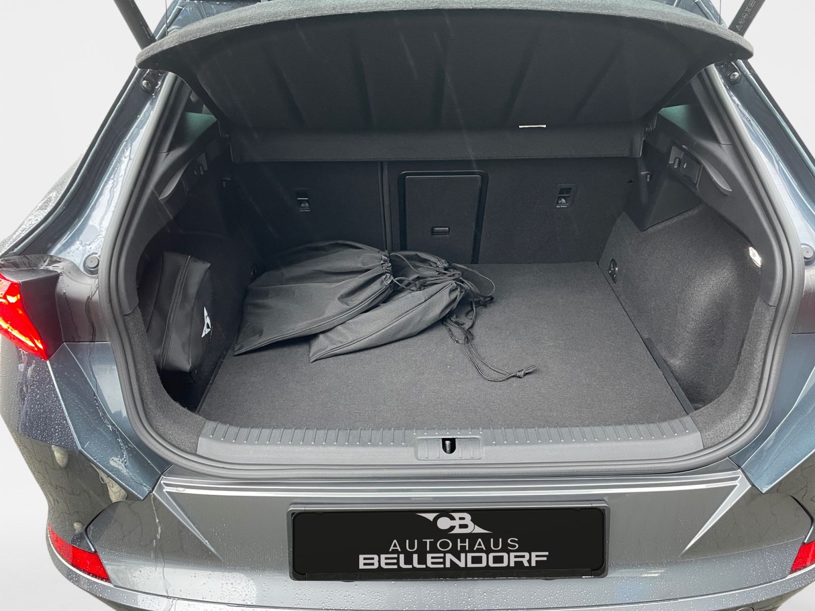 Cupra Formentor VZ 1.4 TSI DSG e-HYBRID AHK Navi