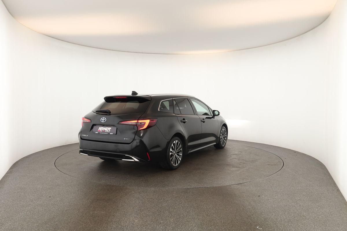 Toyota Corolla Touring Sports 2.0 CVT Team D Navi Kam