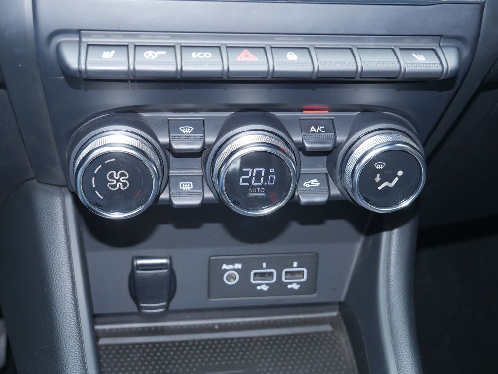 Renault Captur INTENS - Samsaru's Car Outlet