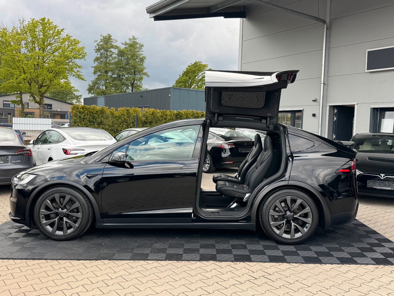 Tesla MODEL X PALLADIUM |  HW 4 USS | 6 SEATER |
