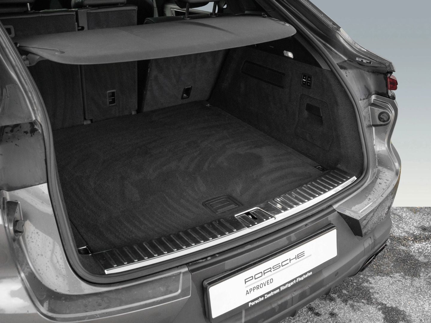 Porsche Cayenne S Coupe HeadUp InnoDrive Beifahrerdispla