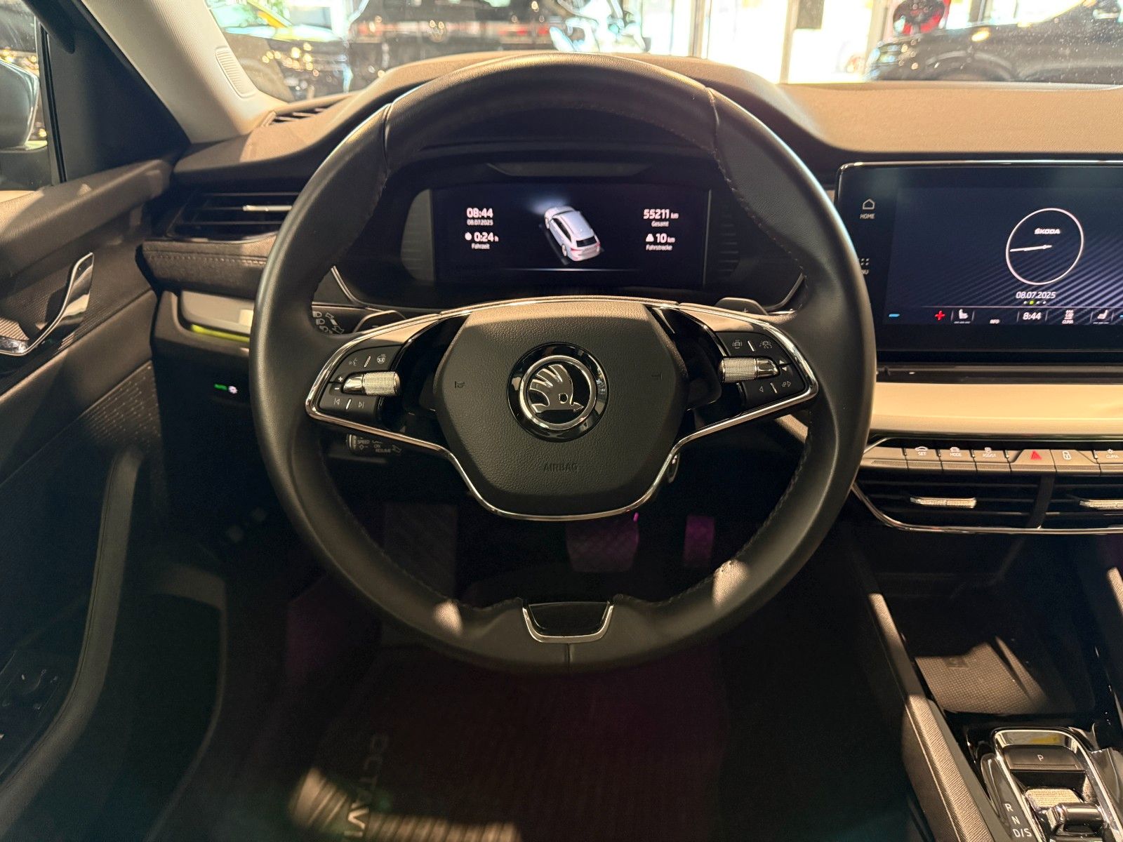 Skoda Octavia Combi First Edition iV - Samsaru's Car Outlet