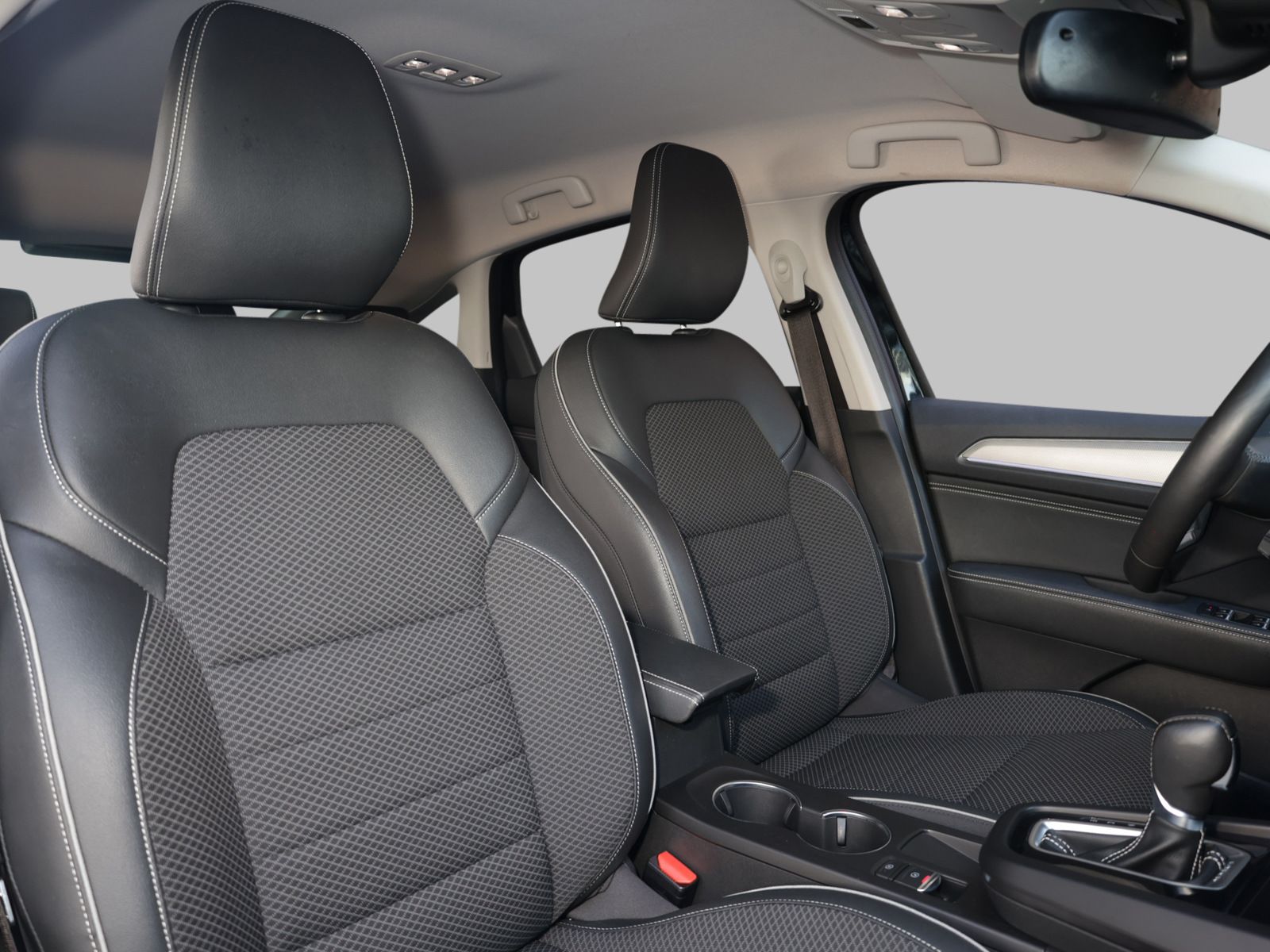 Renault Arkana E-TECH 145 Hybrid Intens - Samsaru's Car Outlet