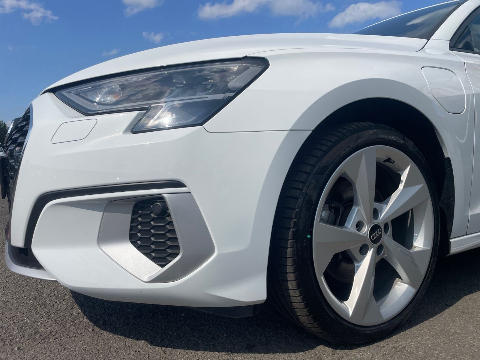 Audi A3 Sportback advanced 40 TFSI e S tr., Navi Virt