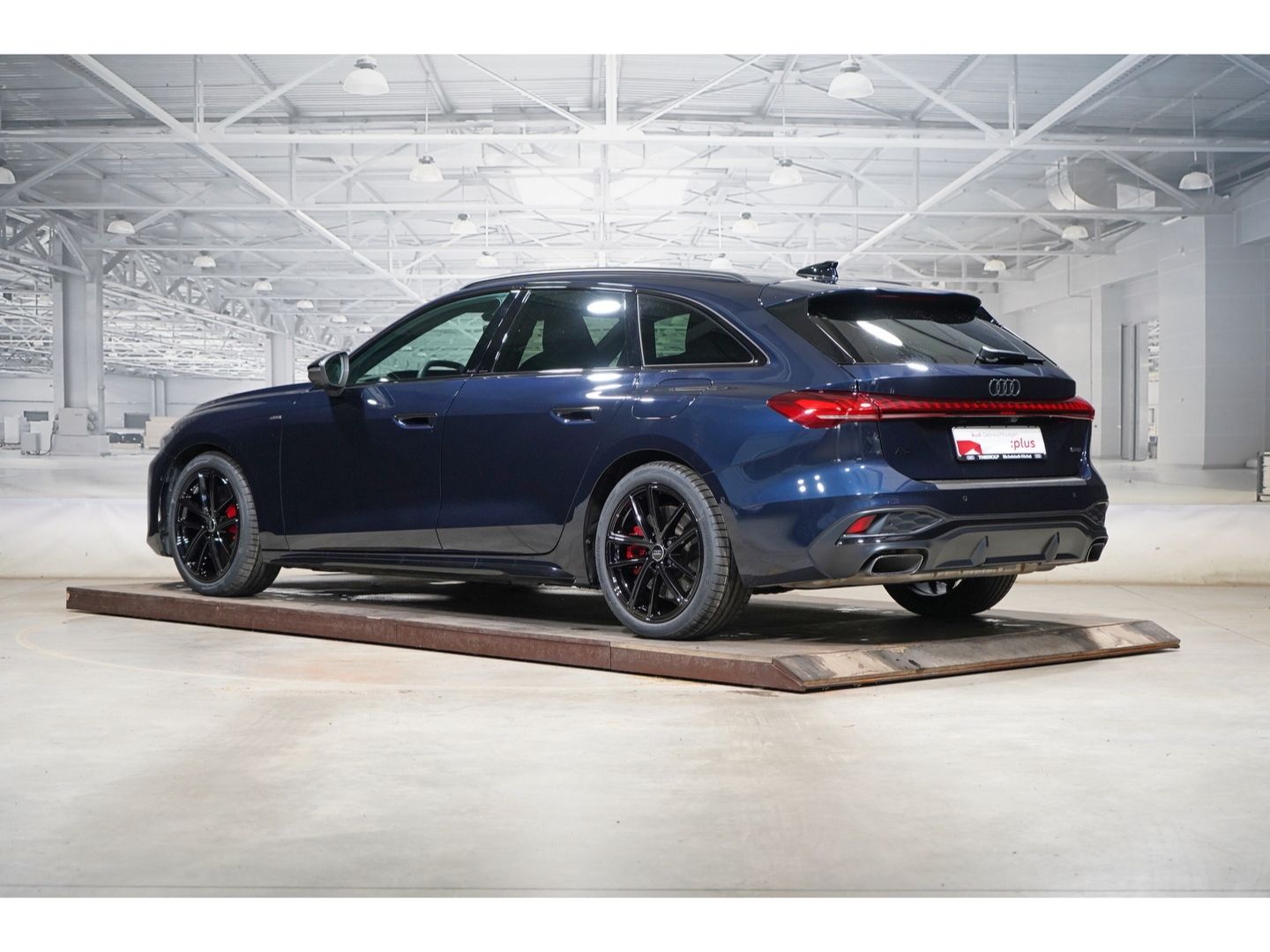 Audi A5 Avant e-hybrid quattro S line AHK Tech+