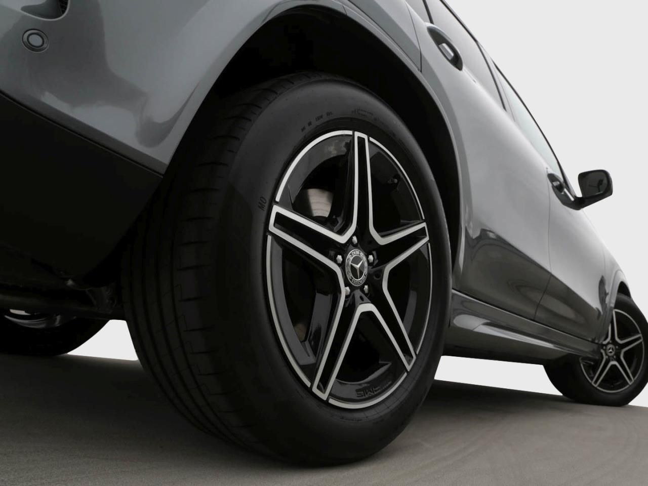 Mercedes-Benz GLE 450 d 4MATIC AMG Night Panorama SHZ-Fond AHK