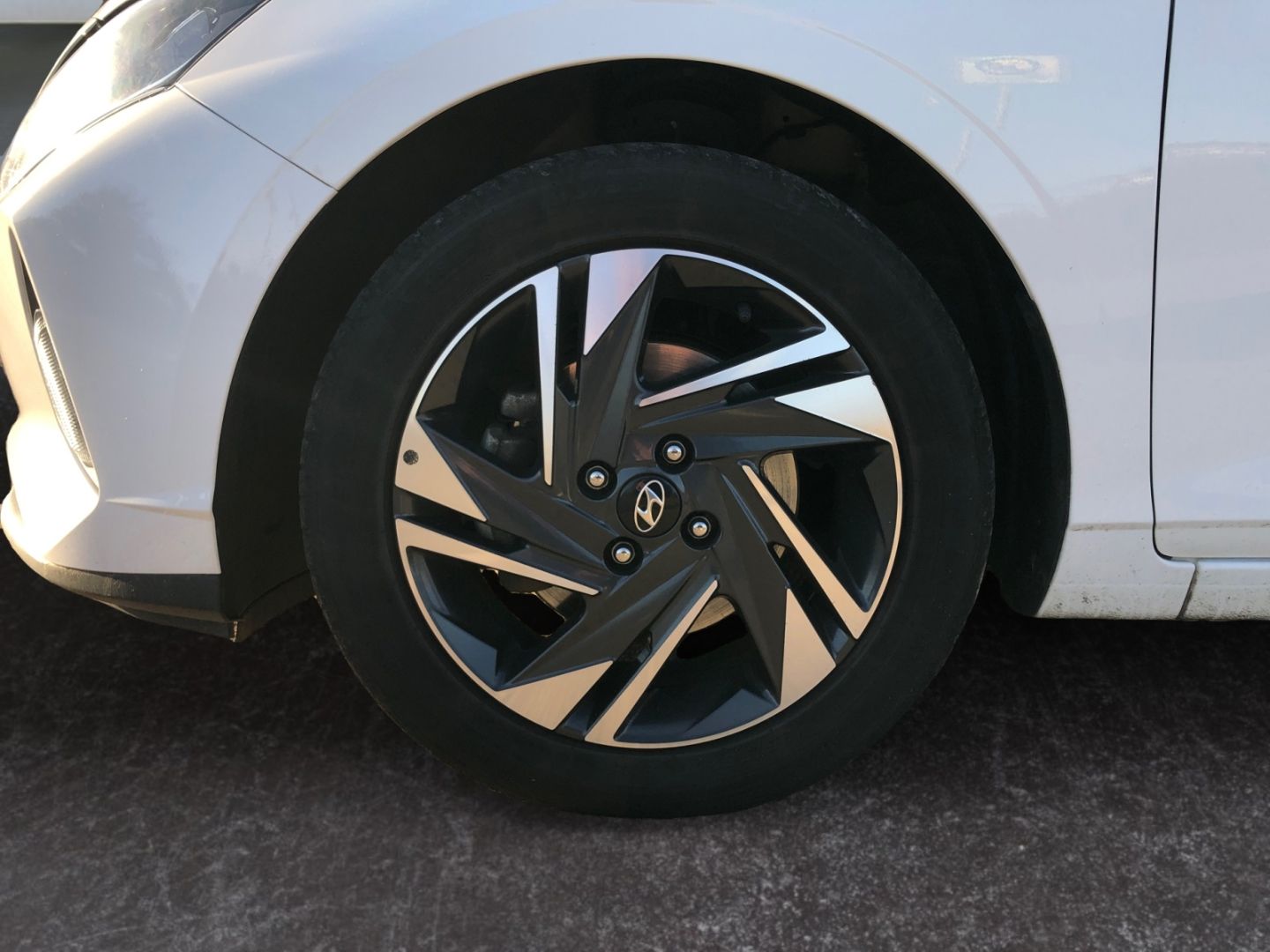 Hyundai i20 Trend 1.0 T-GDI - Samsaru's Car Outlet