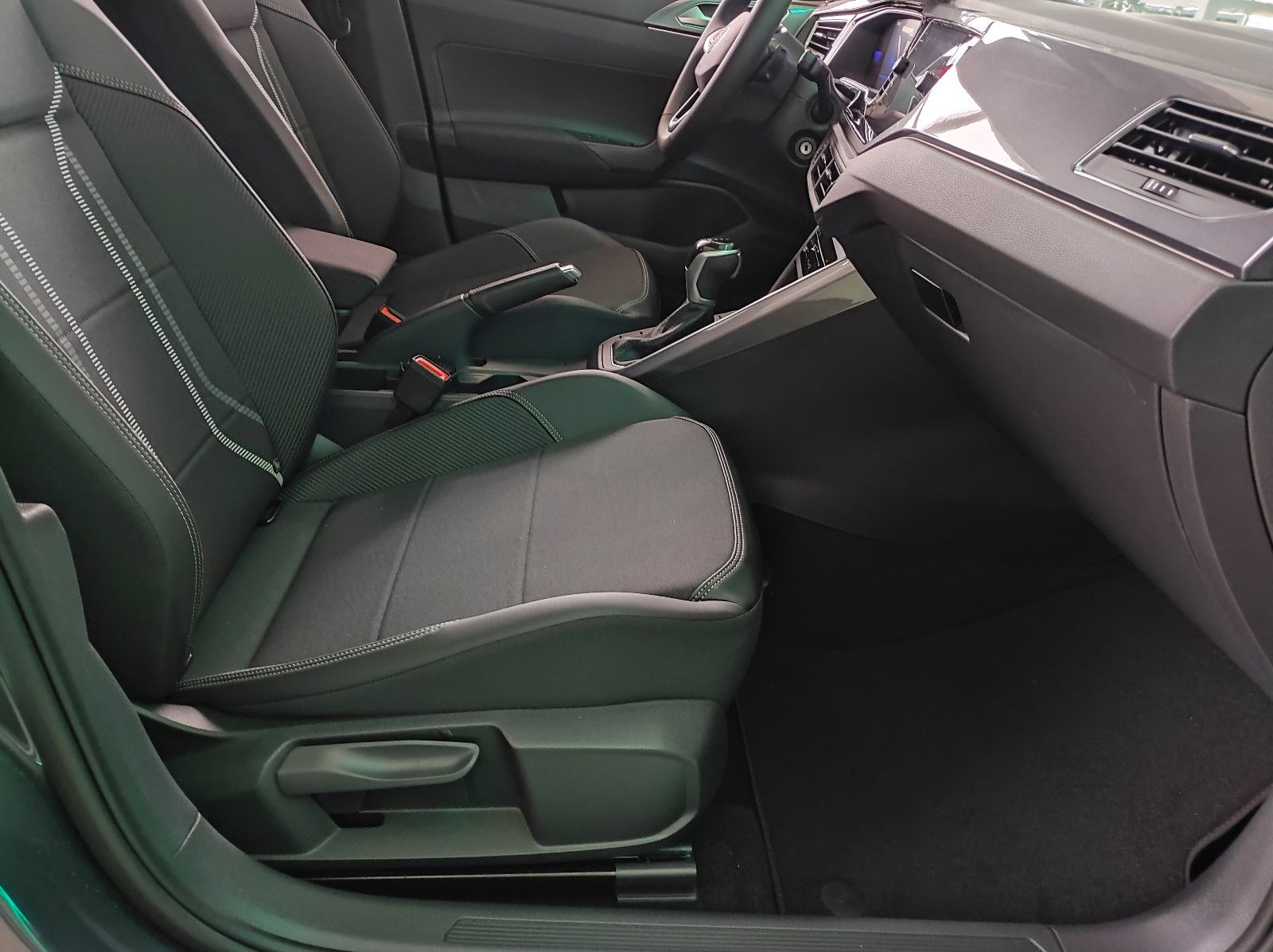 Volkswagen Taigo 1.0 TSI DSG Style - Samsaru's Car Outlet