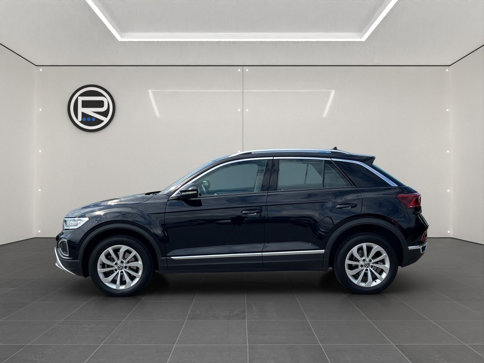 Volkswagen T-Roc 2.0 TDI Style - Samsaru's Car Outlet