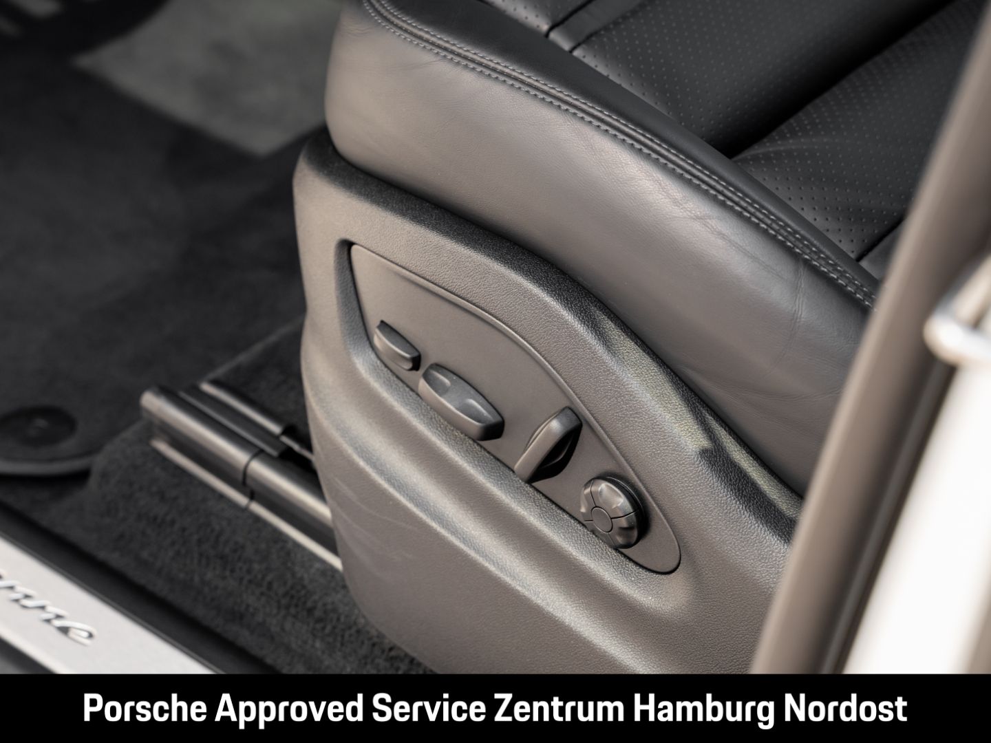 Porsche Cayenne E-Hybrid Coupe Sport Chrono PASM BOSE