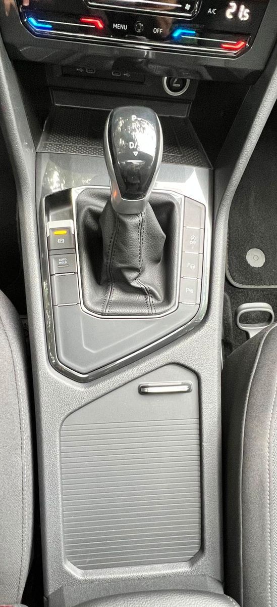Volkswagen Tiguan Elegance - Samsaru's Car Outlet