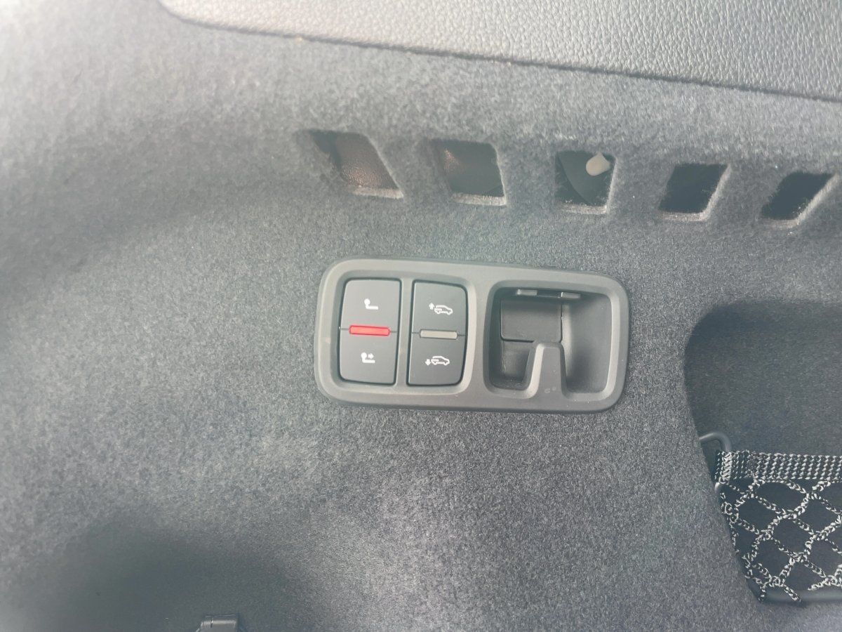 Audi RSQ8 4.0 TFSI tiptronic quattro Matrix Pano ACC