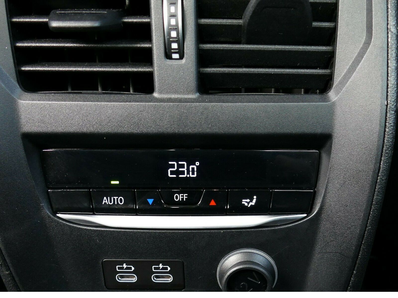 BMW 318i Touring M Sport Pano HUD ACC AHK 360°Kam