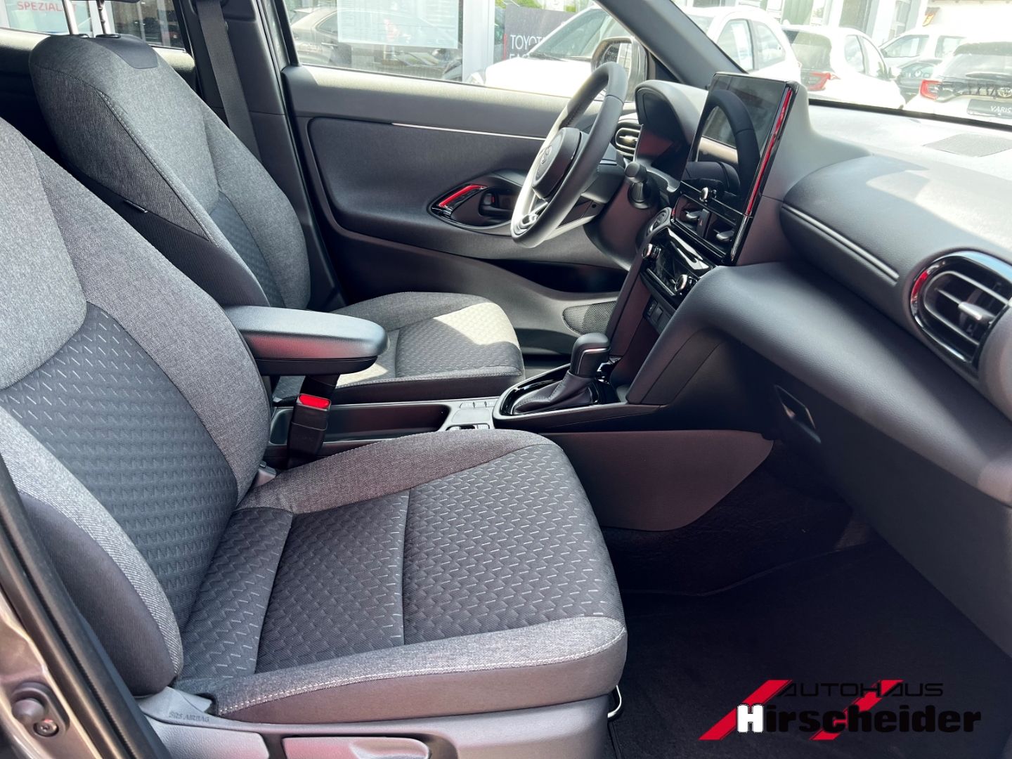 Toyota Yaris Cross Teamplayer 1,5 l Hybrid *Safety-Wint