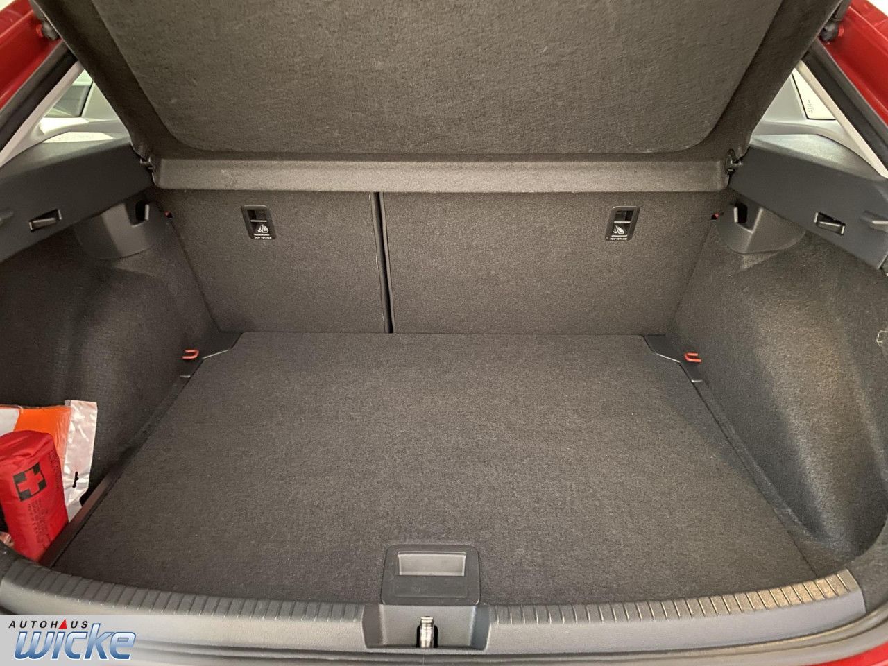 Volkswagen Taigo 1.5 TSI DSG Style - Samsaru's Car Outlet