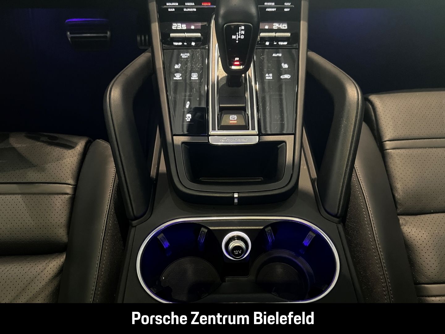 Porsche Cayenne GTS Coupe BOSE Panoramadach InnoDrive