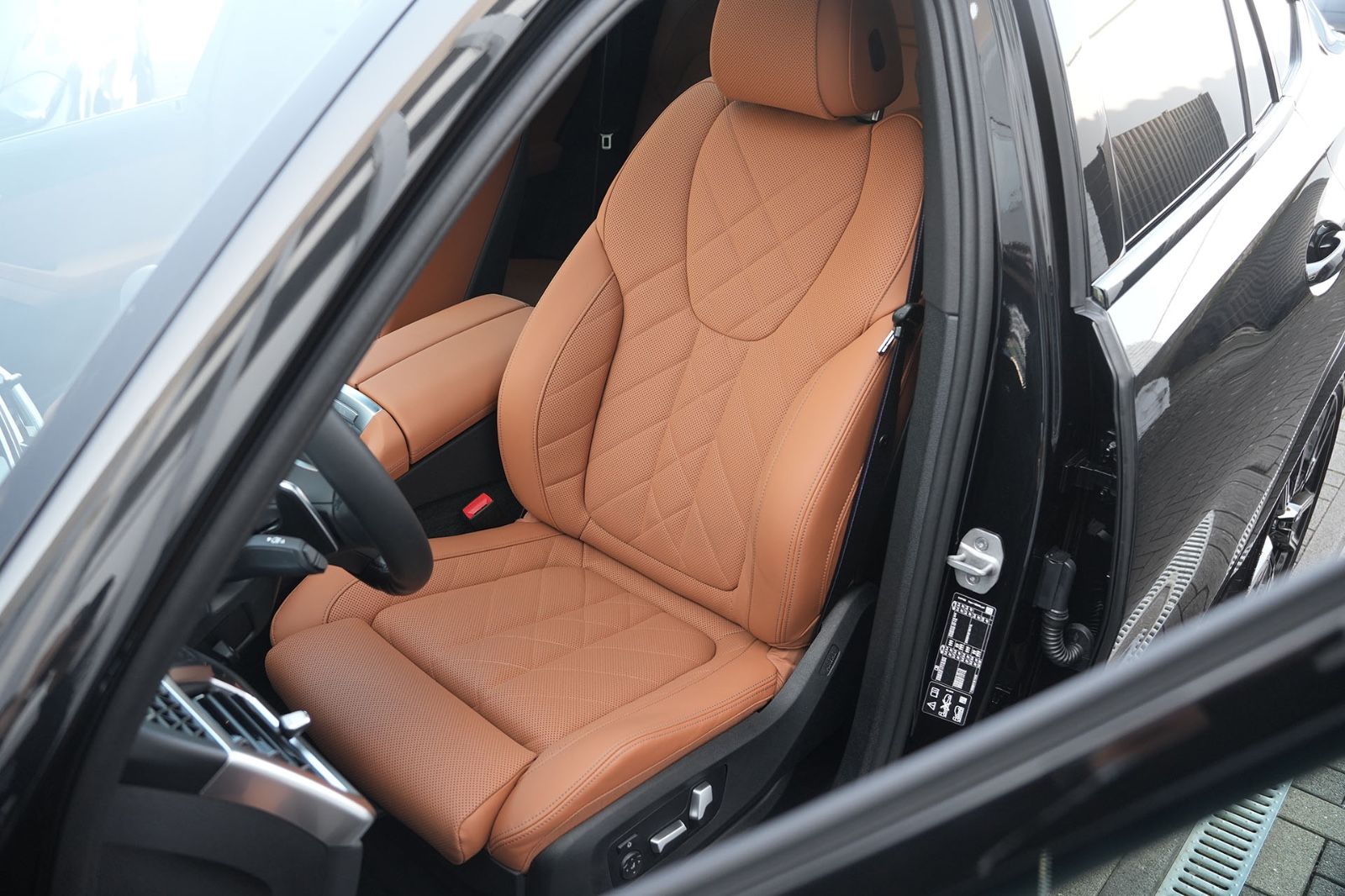 BMW X6 xDrive30d M Sport - Samsaru's Car Outlet
